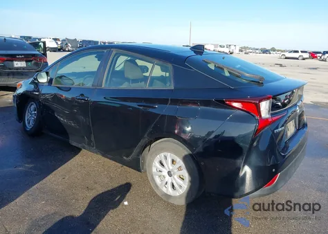 2021 Toyota Prius Le z USA, uszkodzony, nr VIN JTDKAMFU6M3148181